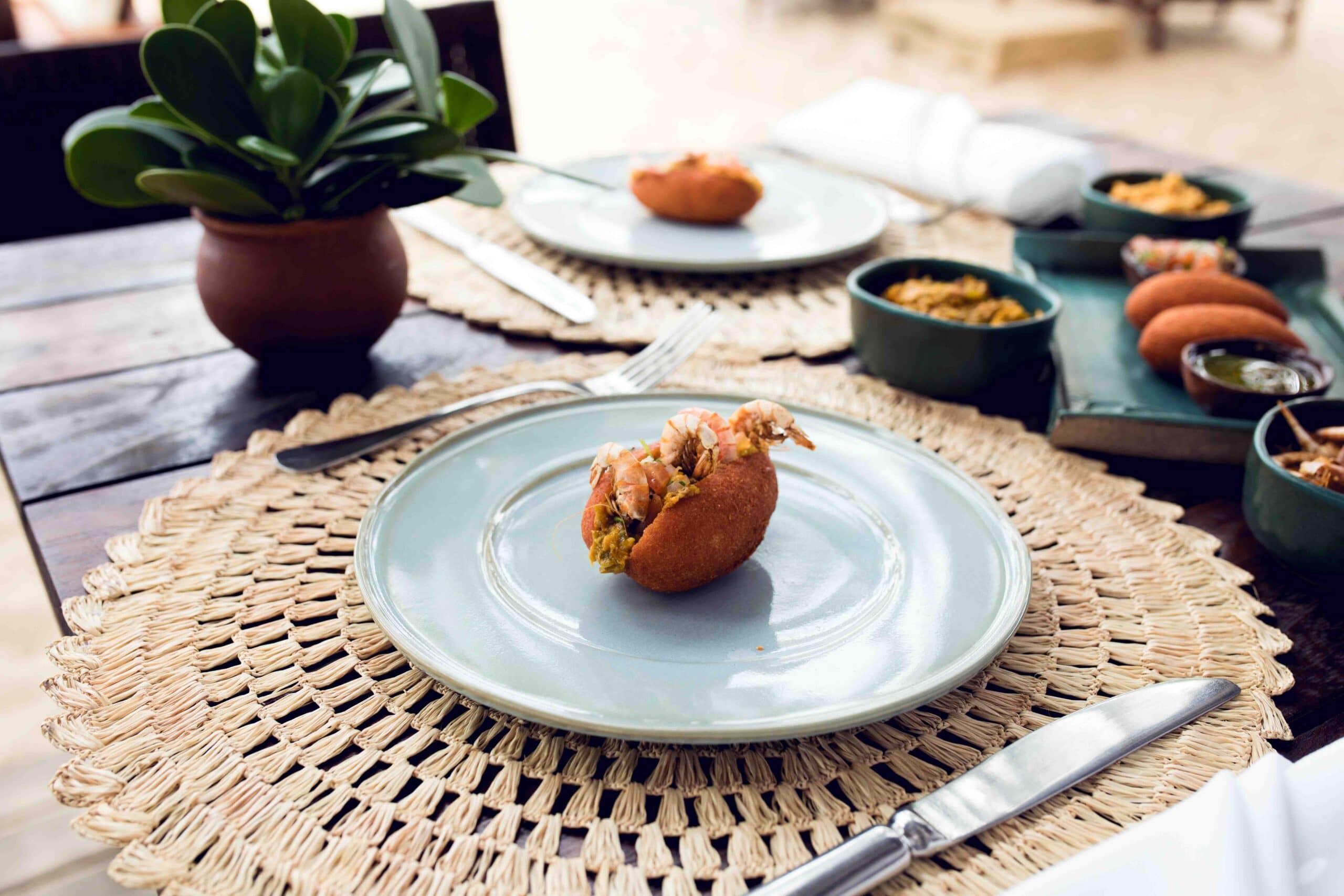 Voyajando Gastronomia: história do acarajé, vatapá e do caruru, clássicos da culinária baiana