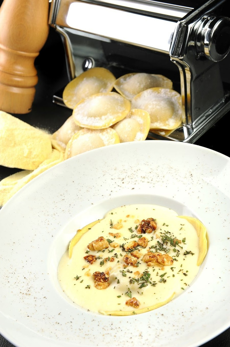 Voyajando Gastronomia: a origem e a receita do ravióli com abóbora e molho de queijo